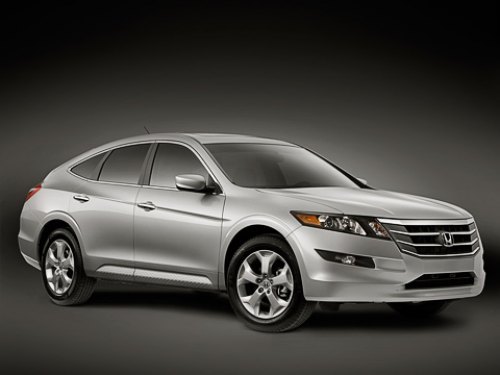 Мордочку хэтчбеку Crosstour сделали в духе…