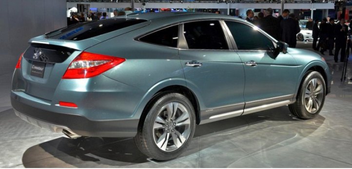 Пятидверка Crosstour Concept предвещает выход на…