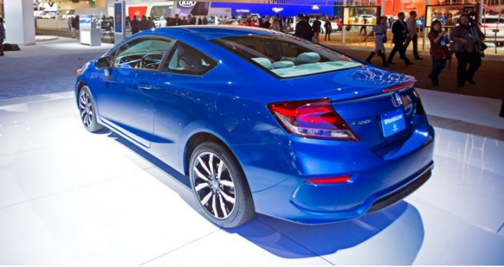 Премьера обновленной двухдверки Honda Civic Coupe…