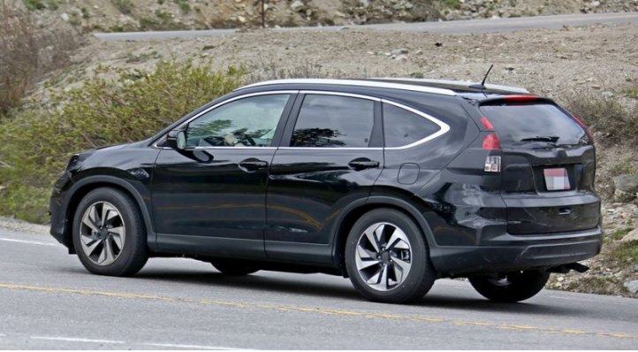 Нынешнее поколение паркетника Honda CR-V стоит на…
