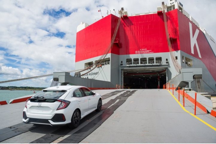 Выпускать пятидверный Civic фирма Honda будет на…