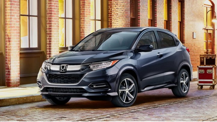 Наиболее дорогая комплектация Touring…