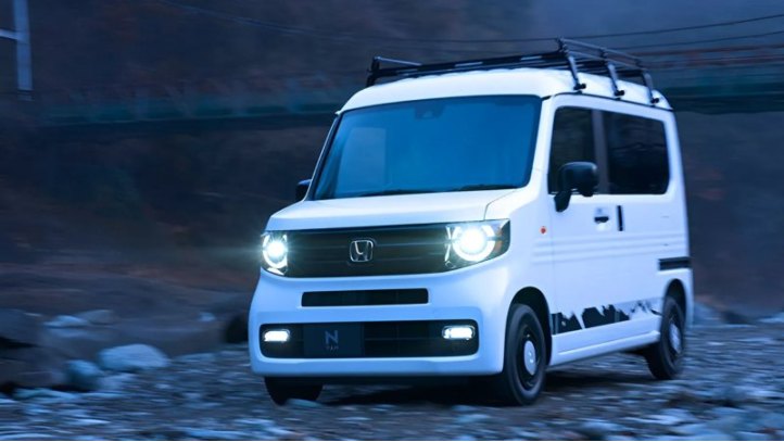 Honda обновила свой популярный кейвэн N-Van
