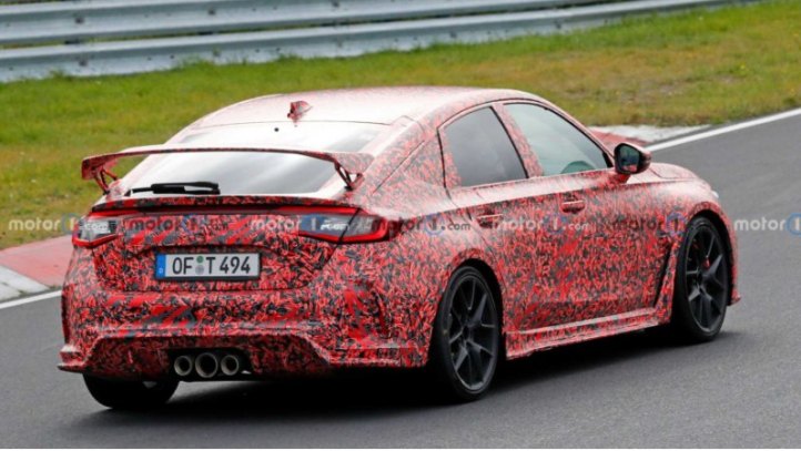Тестовые экземпляры «заряженного» Civic Type R…