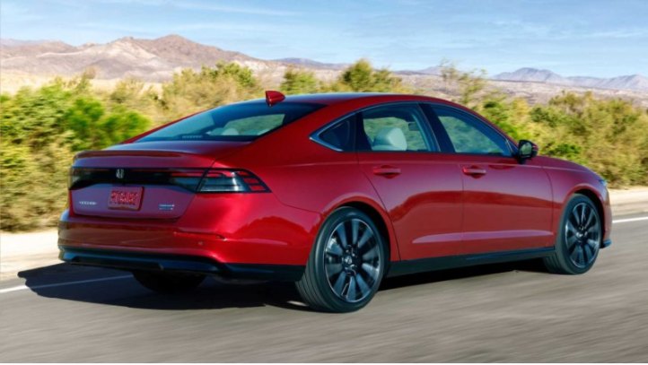 Седаны все еще пользуются популярностью. У Honda…