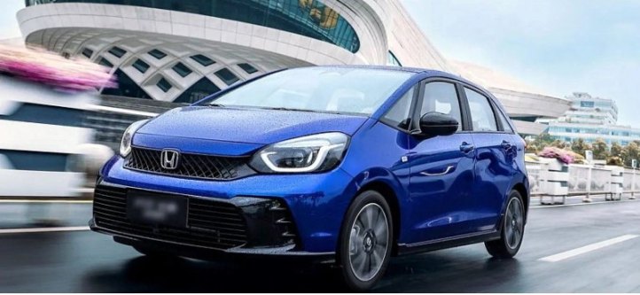 Безотказный хэтчбек Honda Fit начал продавятся на…
