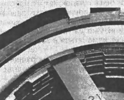 Рис. 12-28