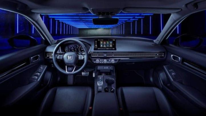 Новосибирские дилеры готовы доставить седан Honda…
