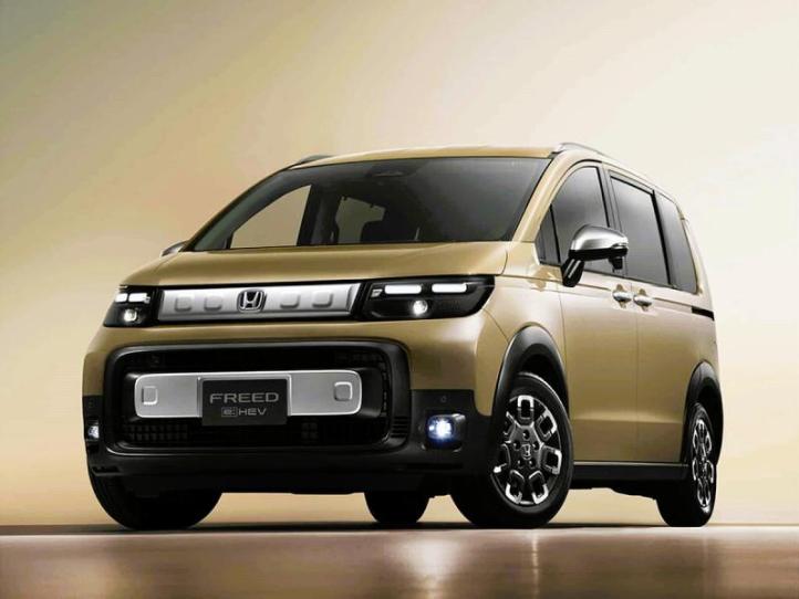 Новый Honda Freed – автомобиль года в Японии уже…