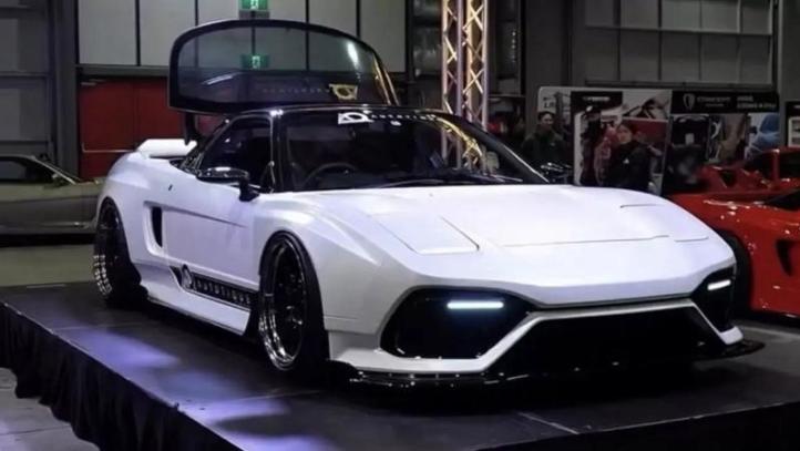 С помощью этого обвеса, оригинальный Acura NSX…