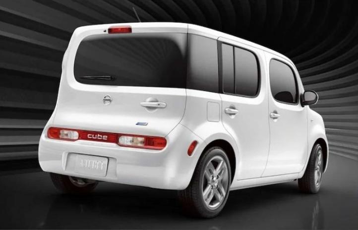 Оригинальный Nissan Cube
