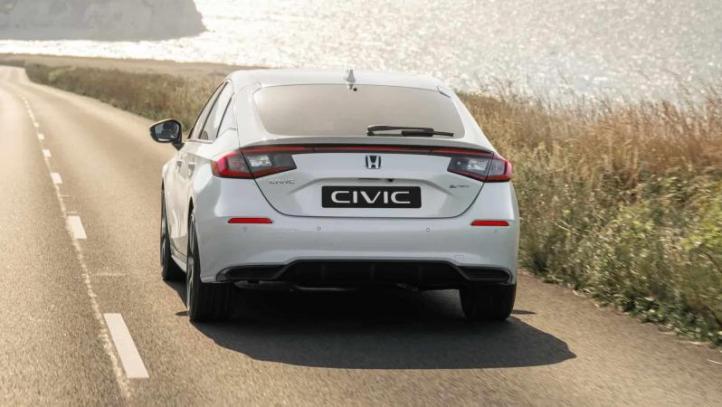 Обновленный Honda Civic Hybrid для Европы