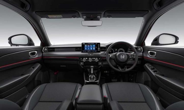 Салон нового Honda HR-V RS