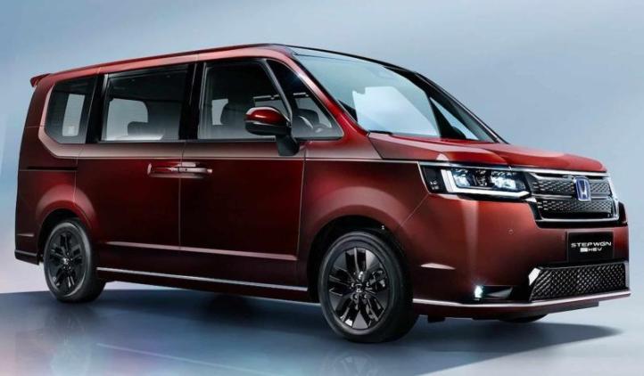 Семиместный минивэн-хит от Honda расширяет…