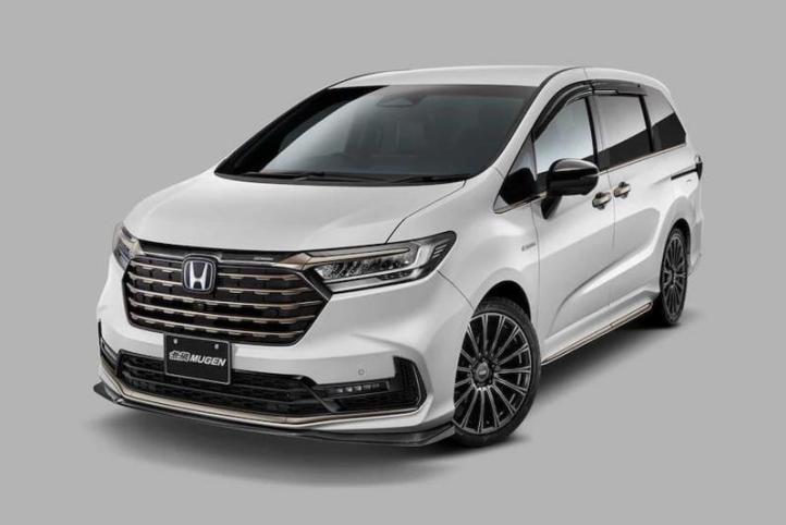 Новый Honda Odyssey с боди-китом от Mugen