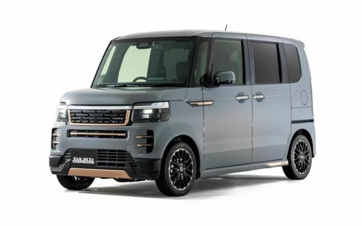 Honda N-Box в обвесе DAMD Rodney