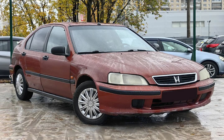 Приключение с гаечен ключ: ремонт на двигател Honda Civic 5 и 6