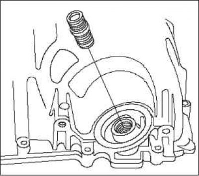 4. Установите две гайки 20х1,5 мм А на новую подводящую трубку масляного фильтра. Удерживайте гайку…