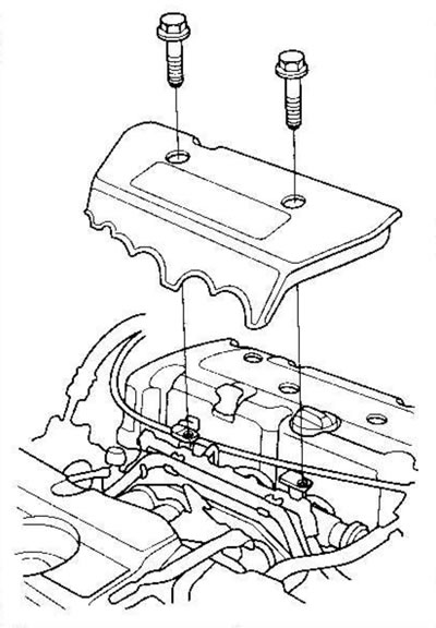 1. Снимите крышку с впускного коллектора.