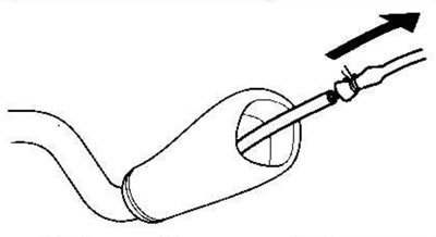 19. Потяните за старую трубку со стороны рукоятки…